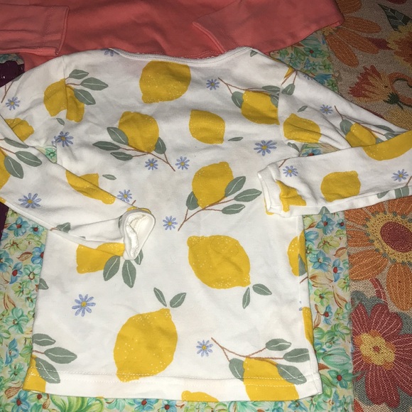 Bundle of lil girls clothes (3T) - Picture 9 of 11
